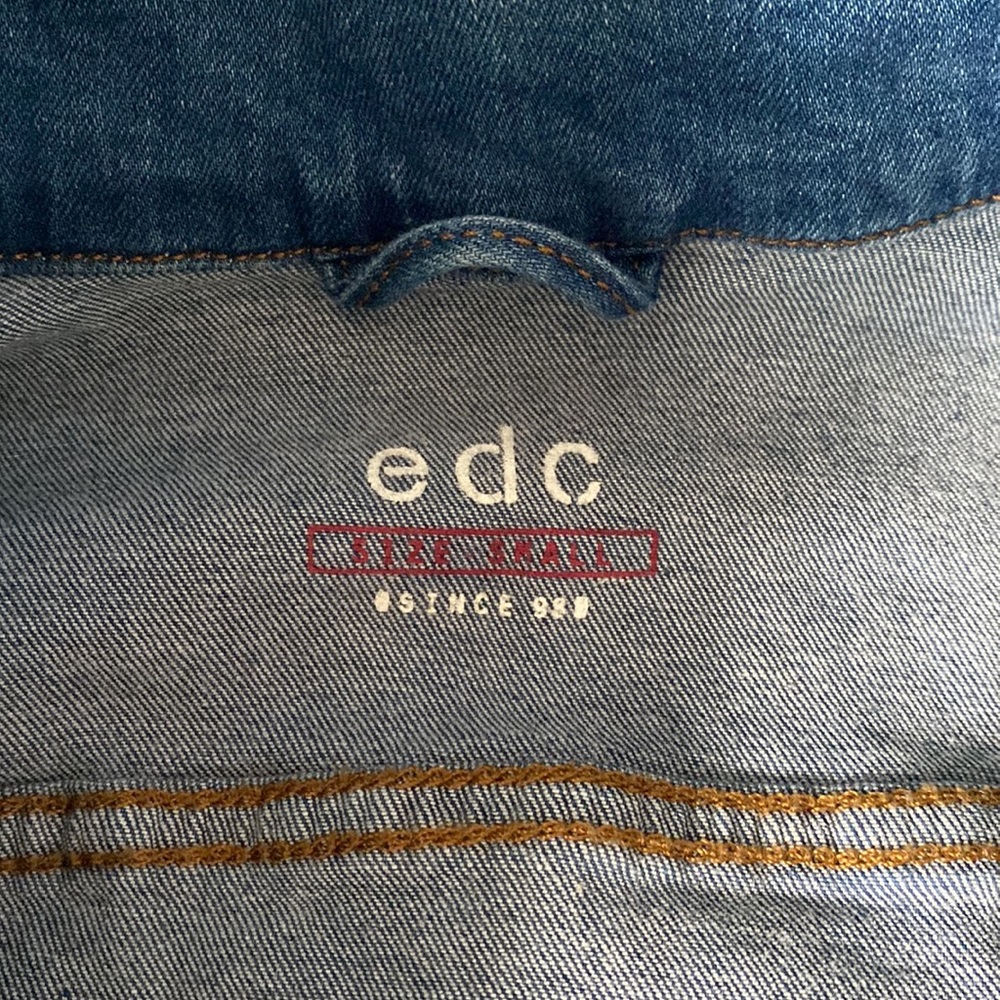 Jean jacket - Picture 2 of 2
